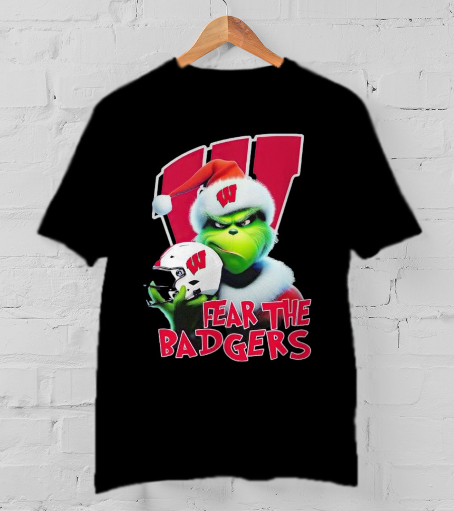 Grinch Fear The Badgers Wisconsin Christmas Football T-Shirt