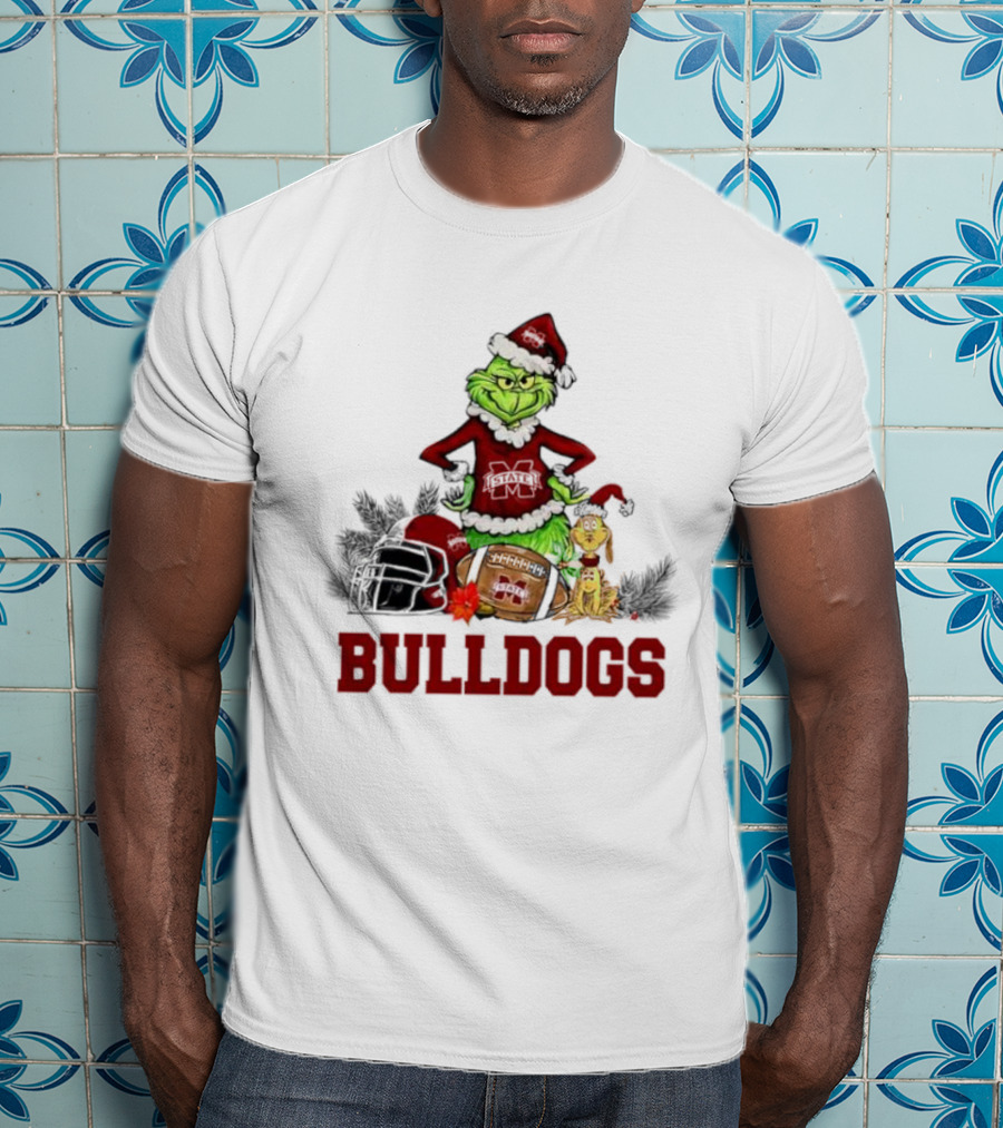 Bulldogs Grinch Max Dog Christmas Football Santa Hat T-Shirt
