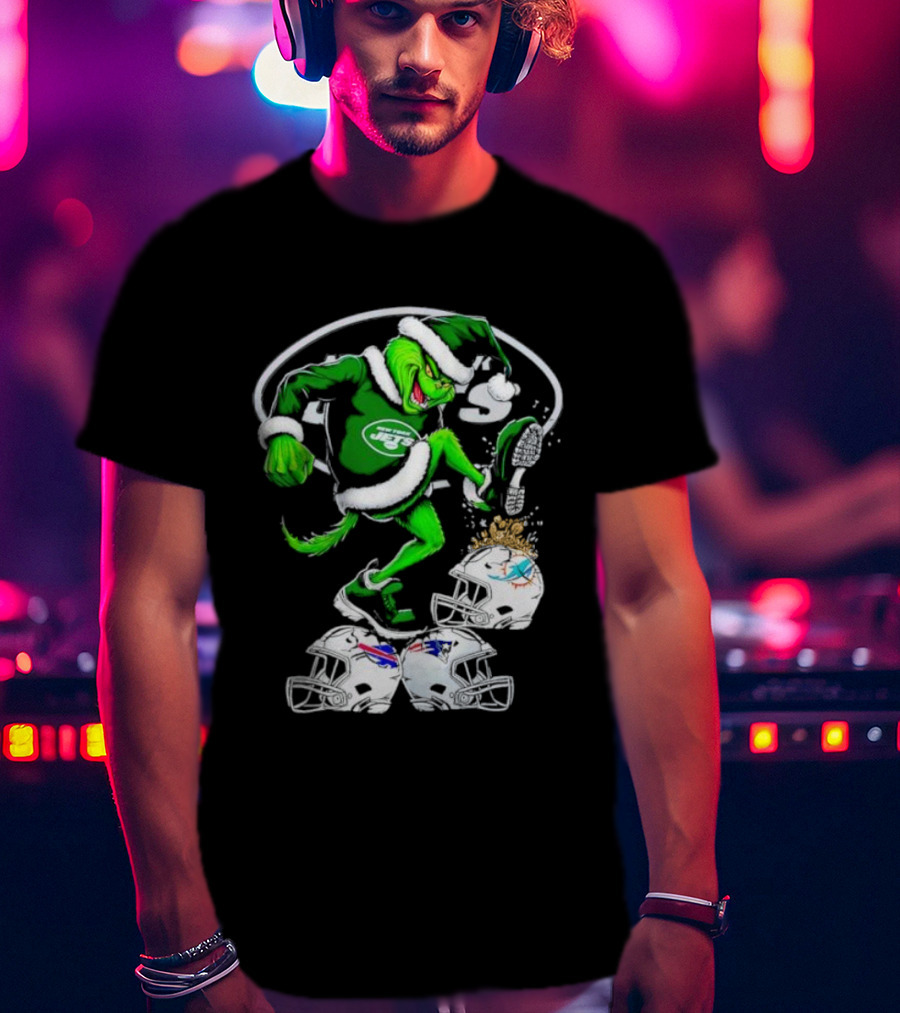 New York Jets Grinch Santa Stomping NFL Helmets Funny Christmas T-Shirt