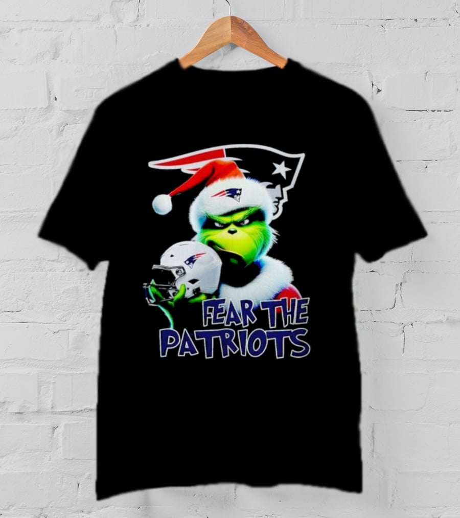Fear The Patriots Santa Grinch New England NFL T-Shirt