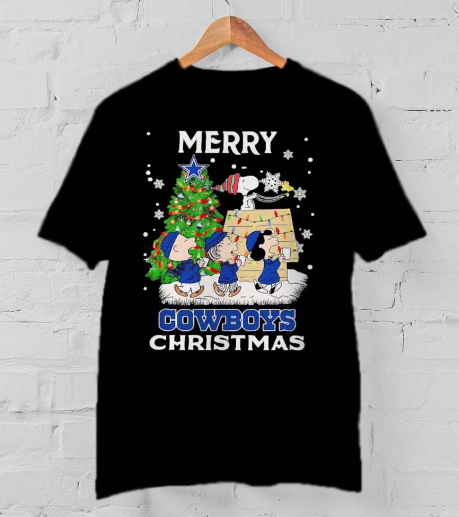 Merry Cowboys Christmas Peanuts Characters Dallas T-Shirt