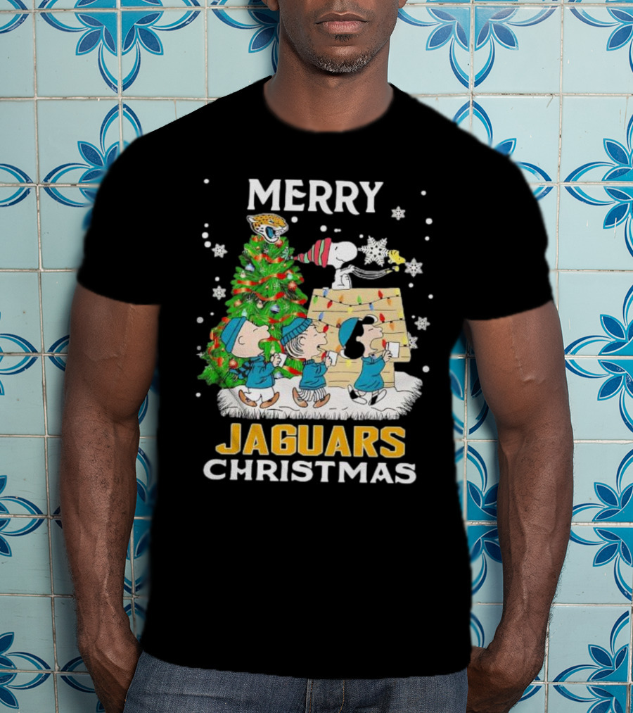 Merry Christmas Peanuts Characters Jacksonville Jaguars Snoopy Woodstock T-Shirt