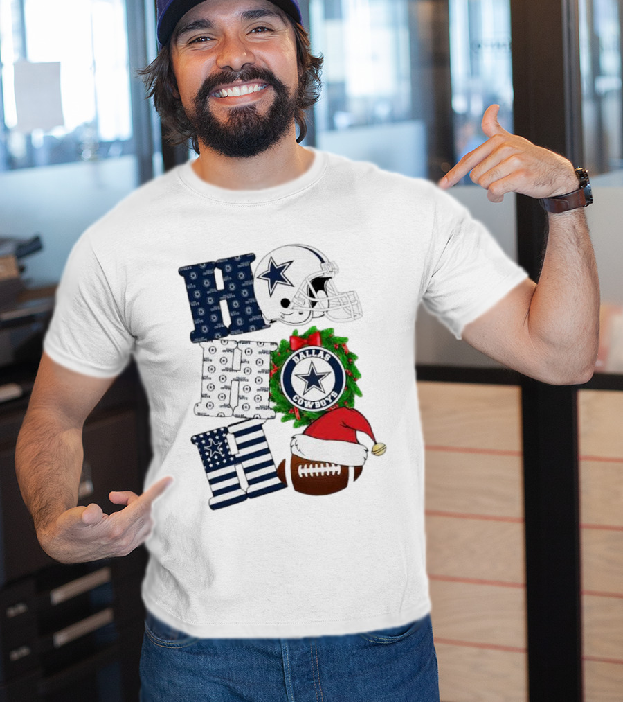 Dallas Cowboys Helmet Wreath Football Christmas Ho Ho Ho Merry Christmas T-Shirt