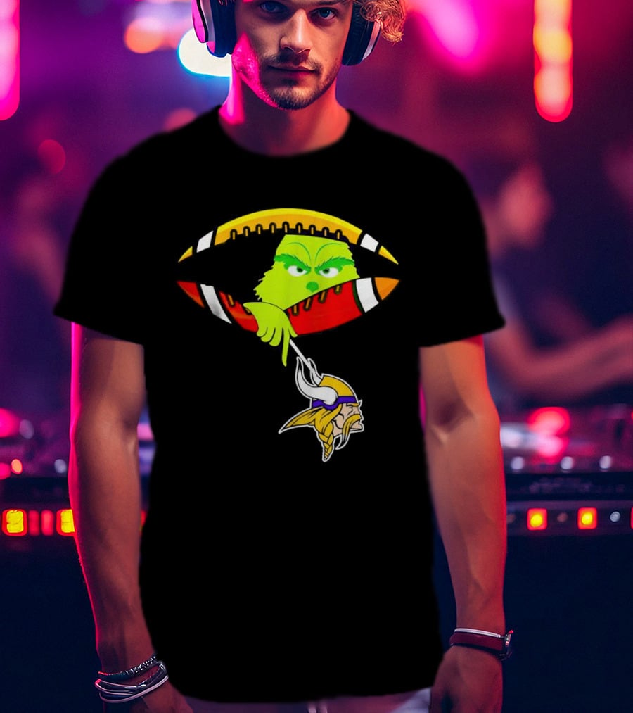 Grinch Stealing Minnesota Vikings Football T-Shirt