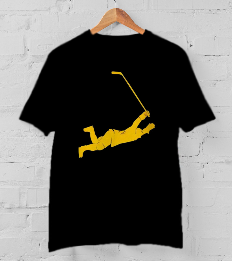 Bobby Orr Flying Hockey T-Shirt