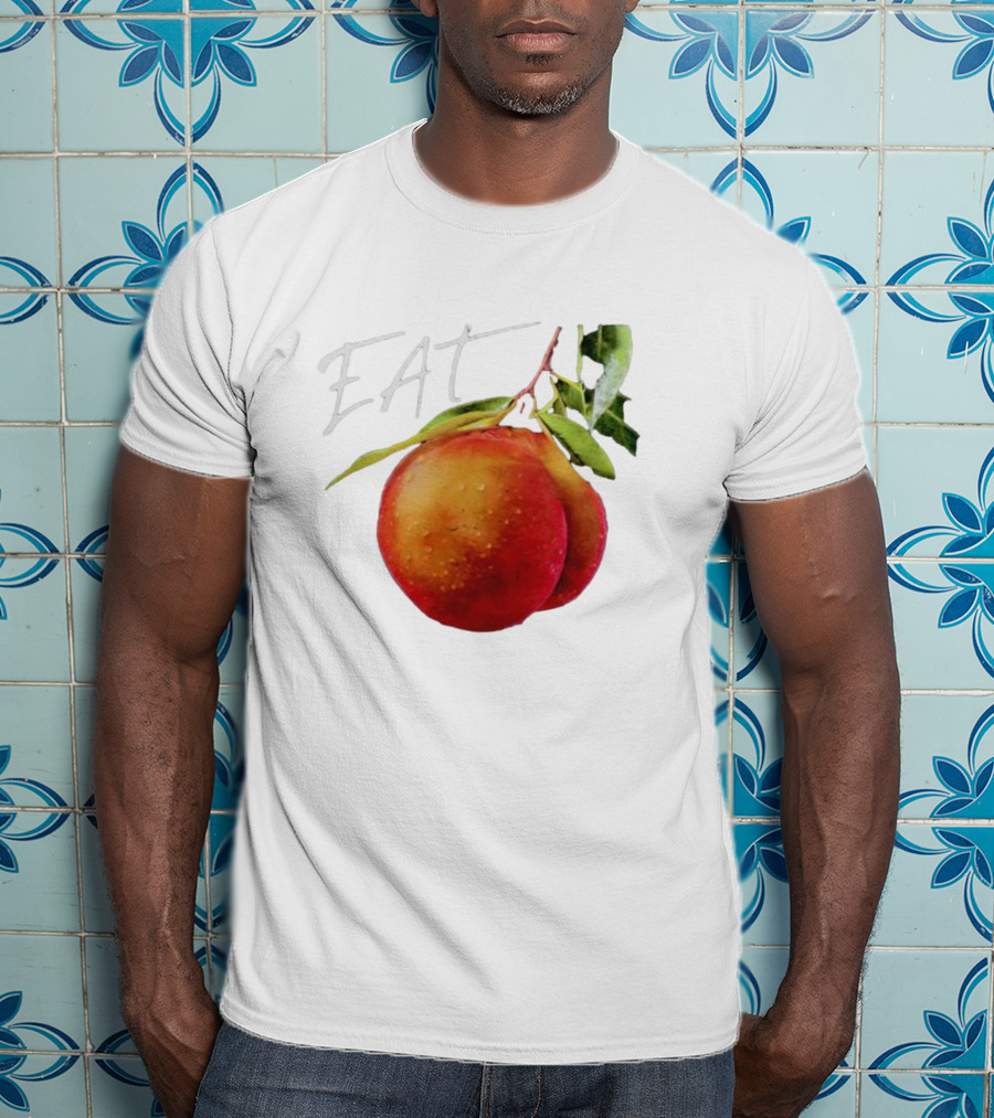EAT Juicy Peaches With Dewy Leaves T-Shirt