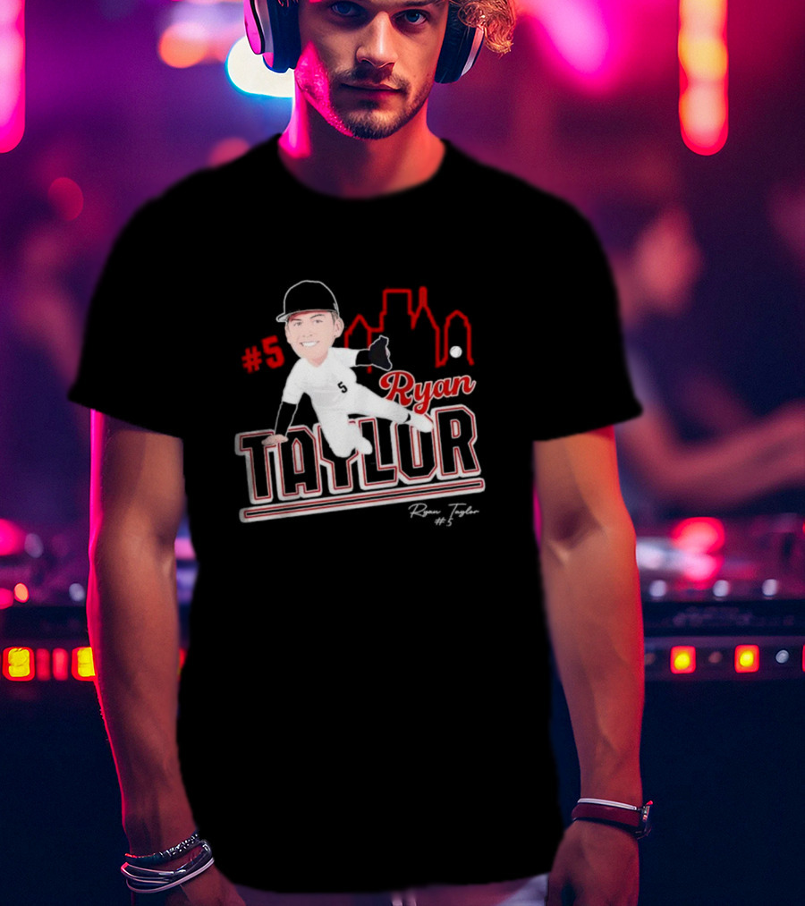 Ryan Taylor #5 Baseball Player Illustration Skyline T-Shirt