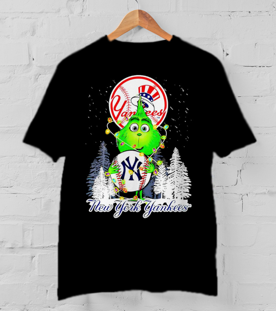 New York Yankees Grinch Christmas Hug With Baseball And Trees T-Shirt