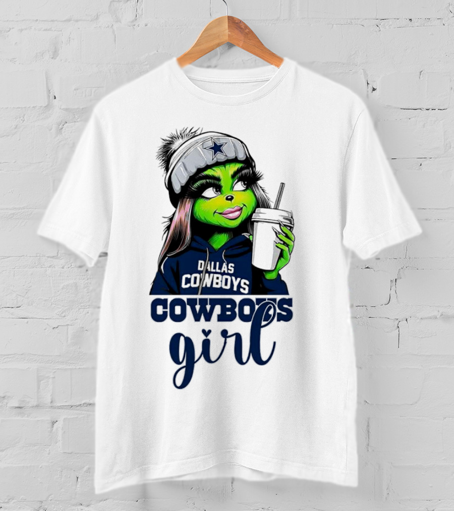 Grinch Dallas Cowboys Girl Drinking Coffee T-Shirt