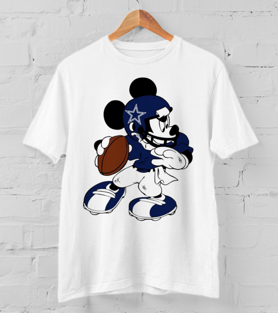 Mickey Mouse Dallas Cowboys Football Quarterback T-Shirt