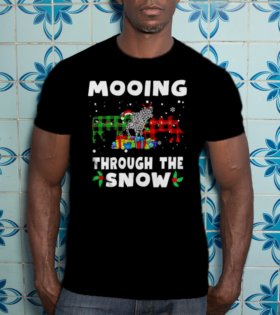 Mooing Through The Snow Christmas Plaid Cows With Presents T-Shirt