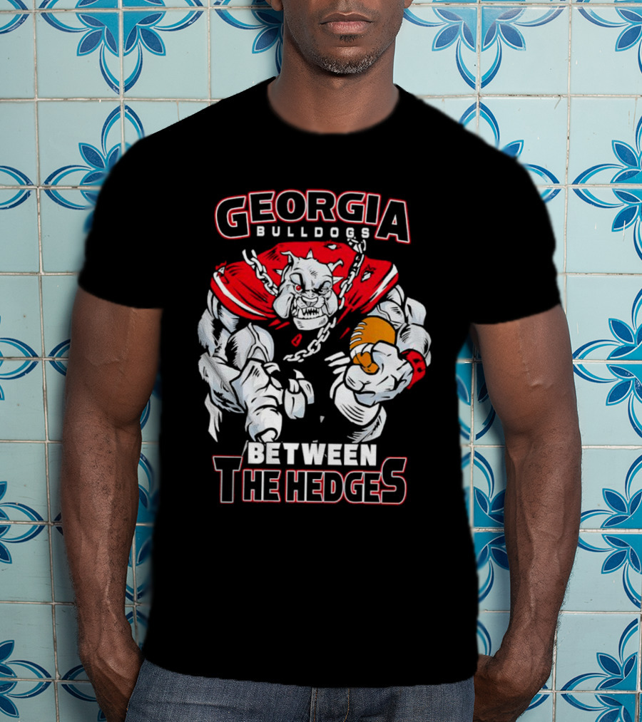 Georgia Bulldogs Between The Hedges Bulldogs Mascot Football T-Shirt