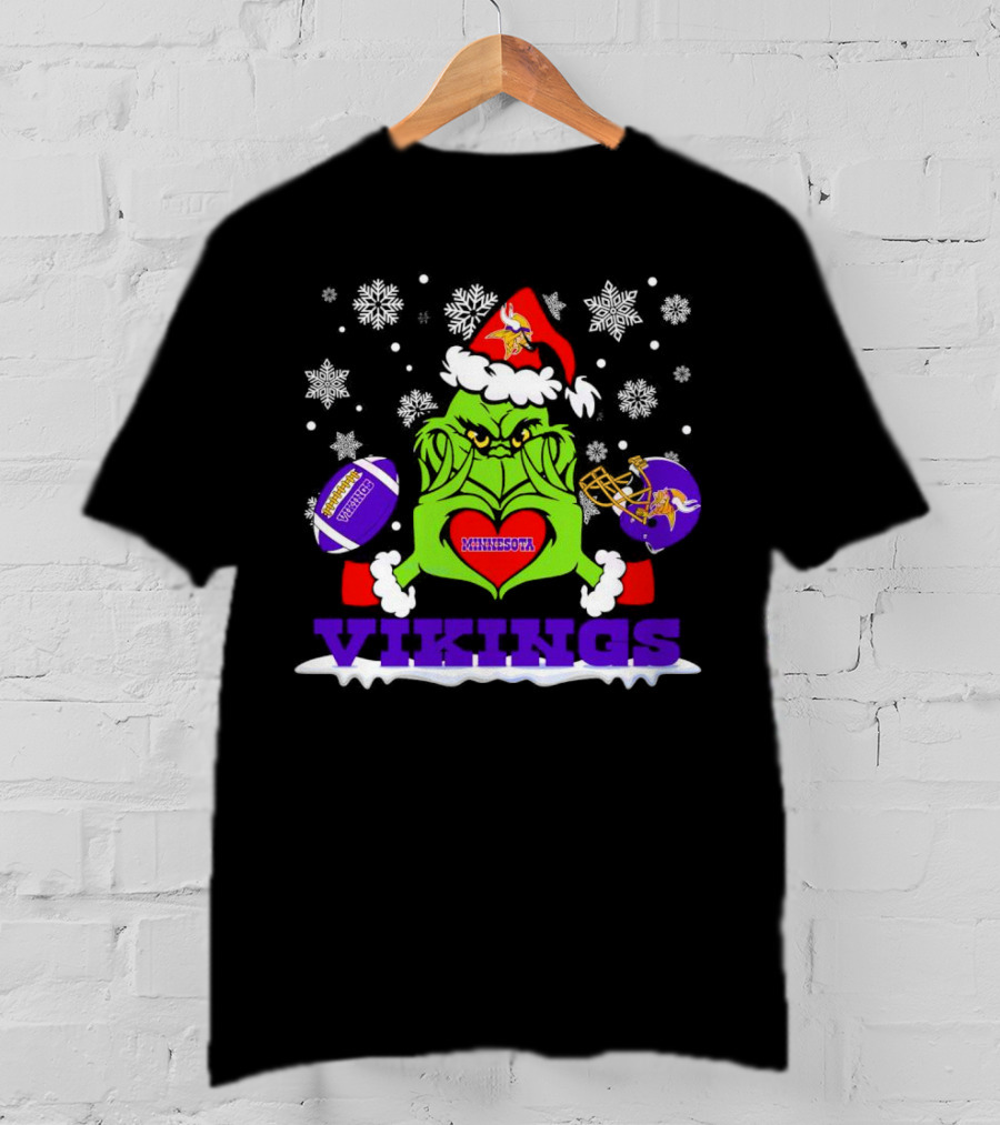 Santa Grinch Heart Minnesota Vikings Snowflakes Christmas Football Helmets T-Shirt