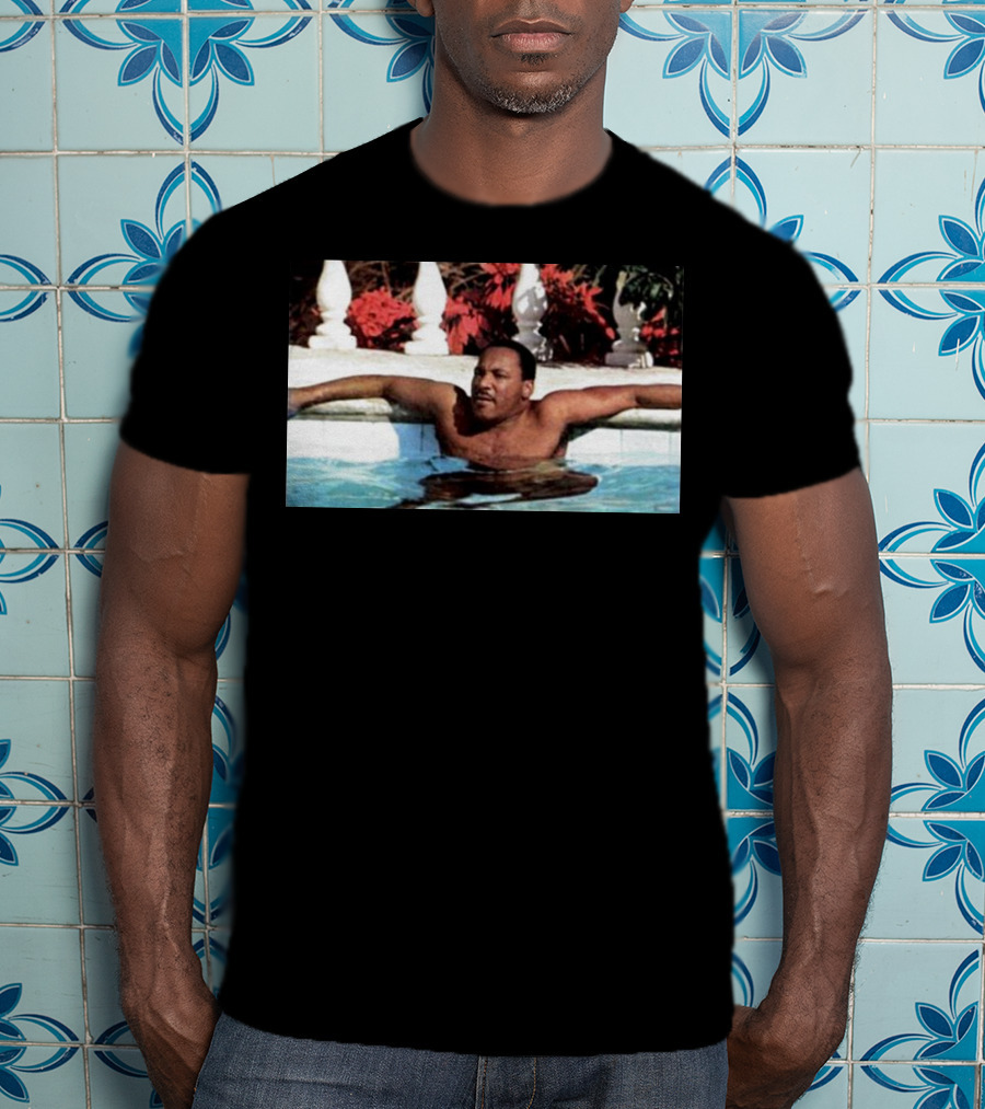 Martin Luther King Jr Relaxing In A Pool With Tropical Surroundings T-Shirt