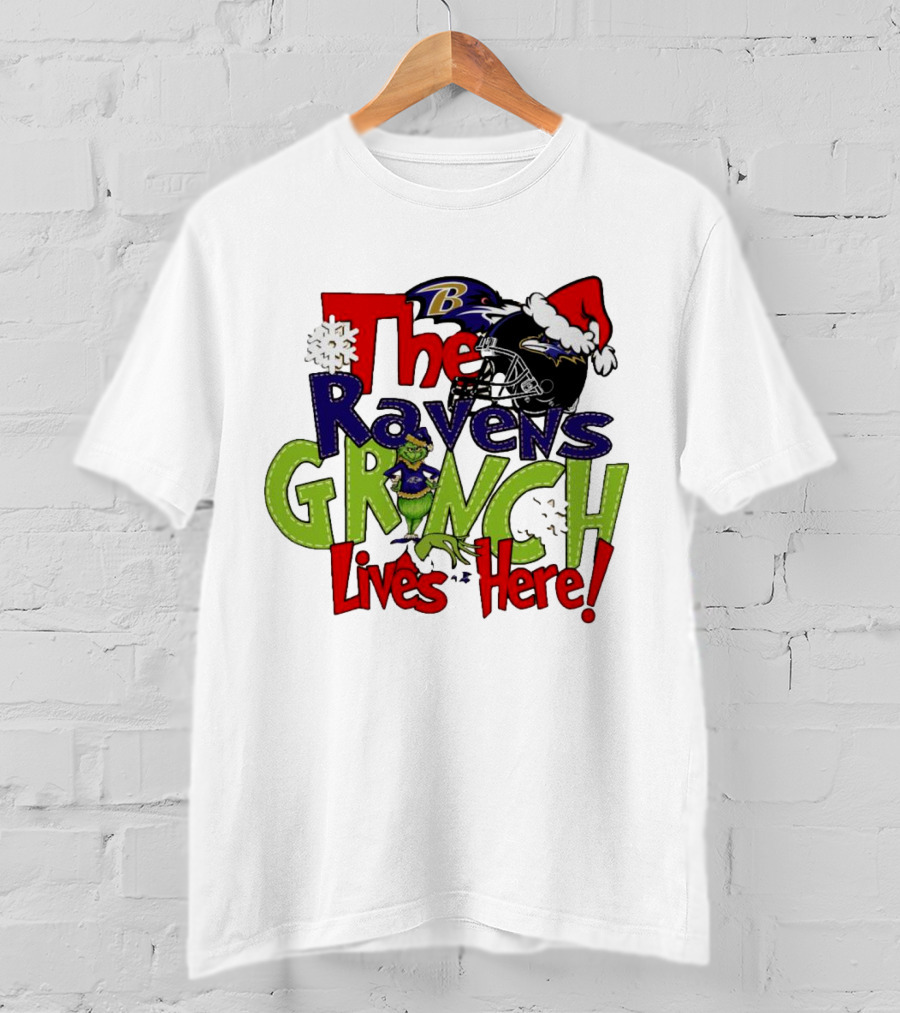 The Ravens Grinch Lives Here Christmas Ravens Logo Santa Hat T-Shirt
