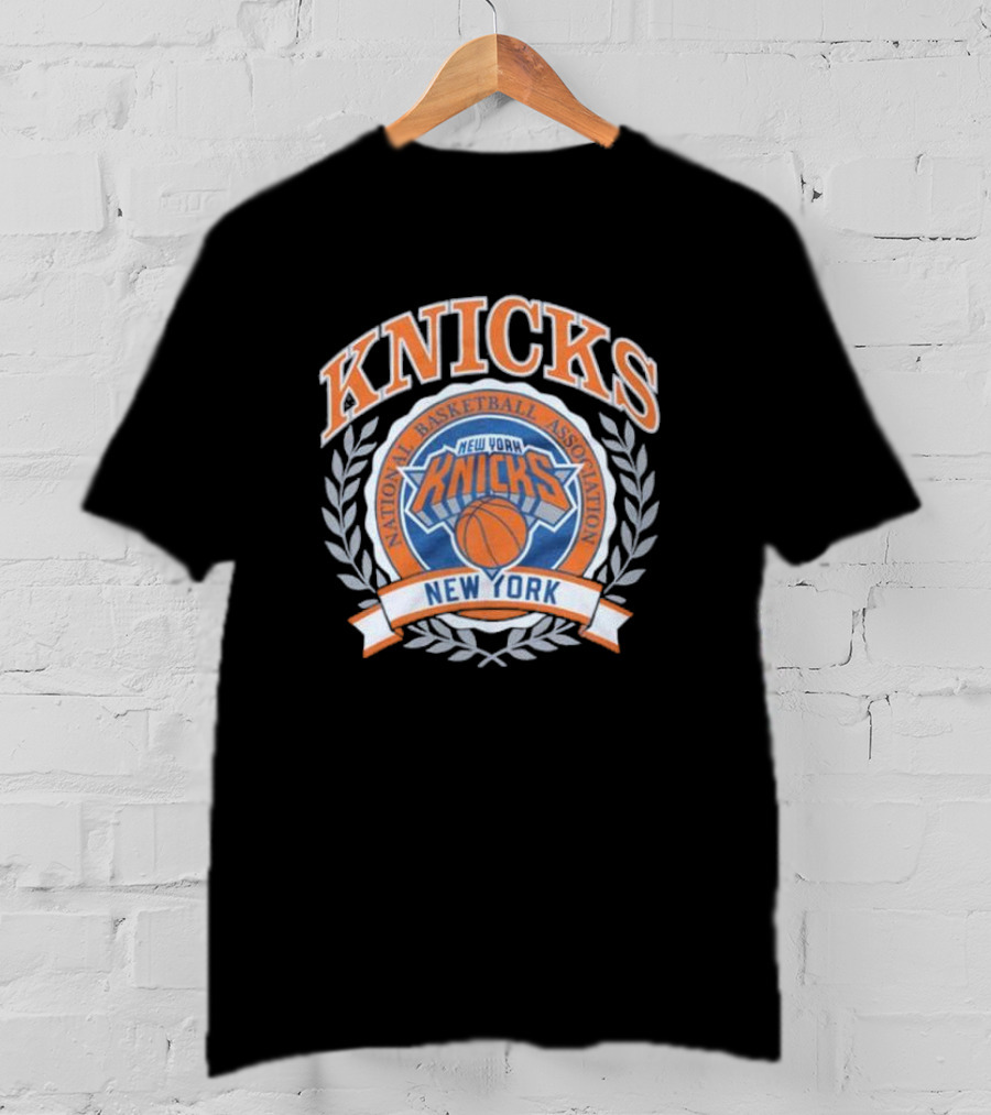 New York Knicks National Basketball Association Crest T-Shirt