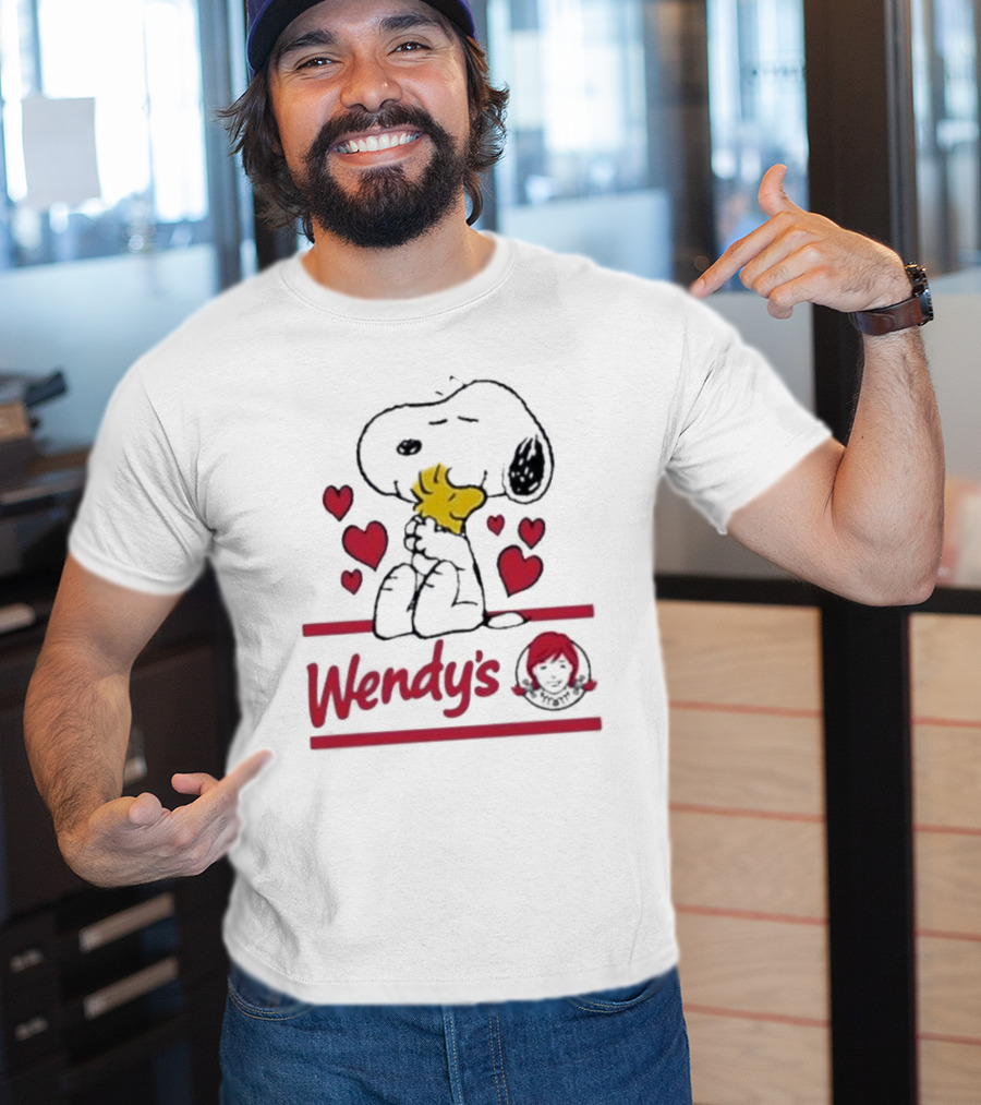 Snoopy Woodstock Hearts Wendy's T-Shirt
