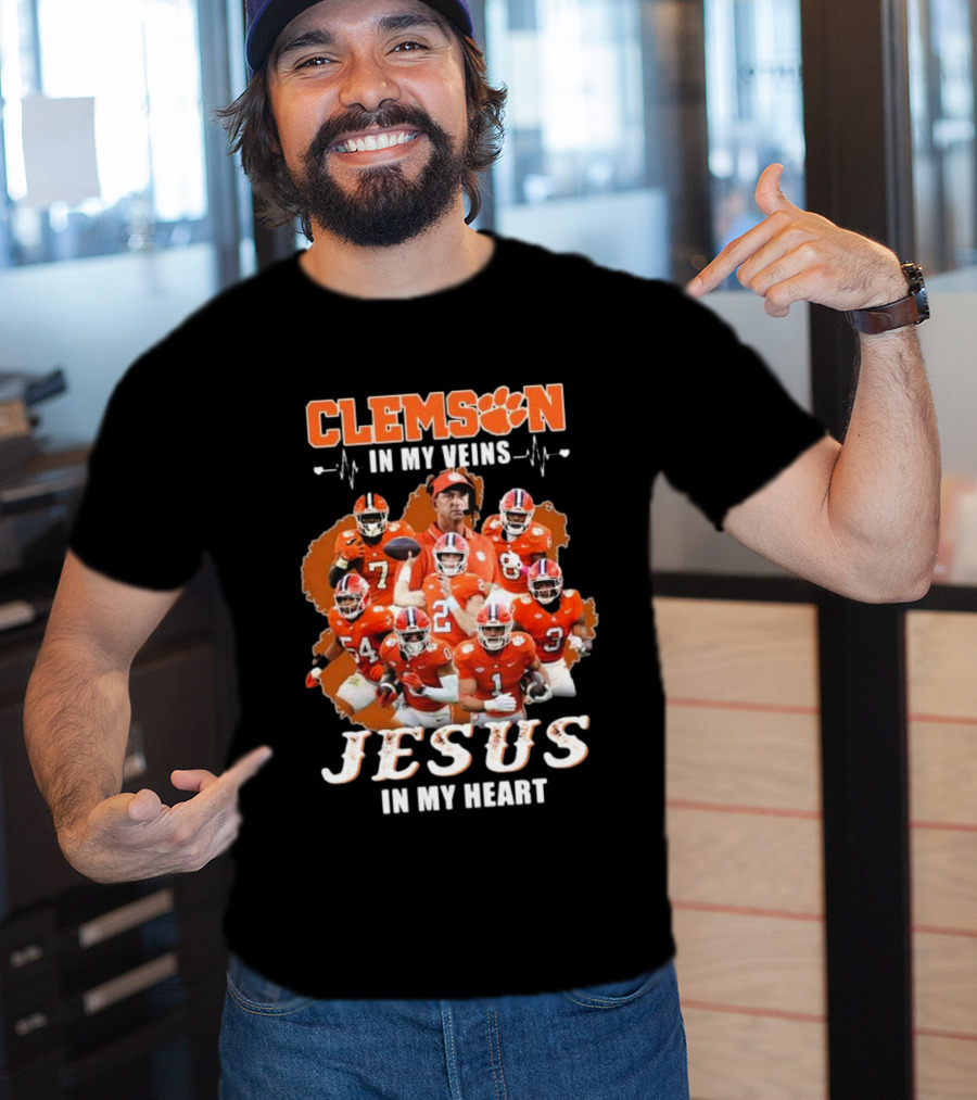 Clemson In My Veins Jesus In My Heart Football Team Collage T-Shirt