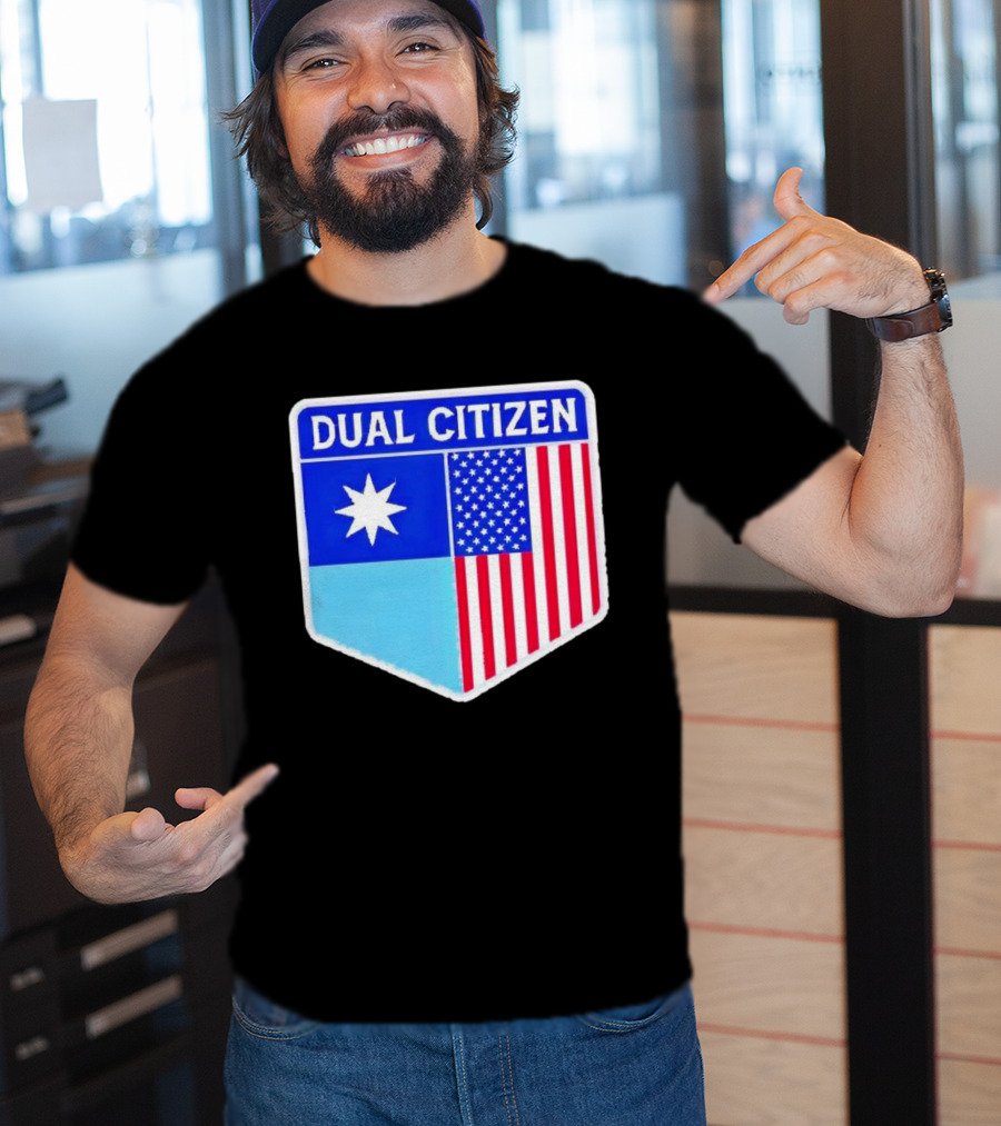 Dual Citizen Of Minnesota And USA Flag Badge T-Shirt