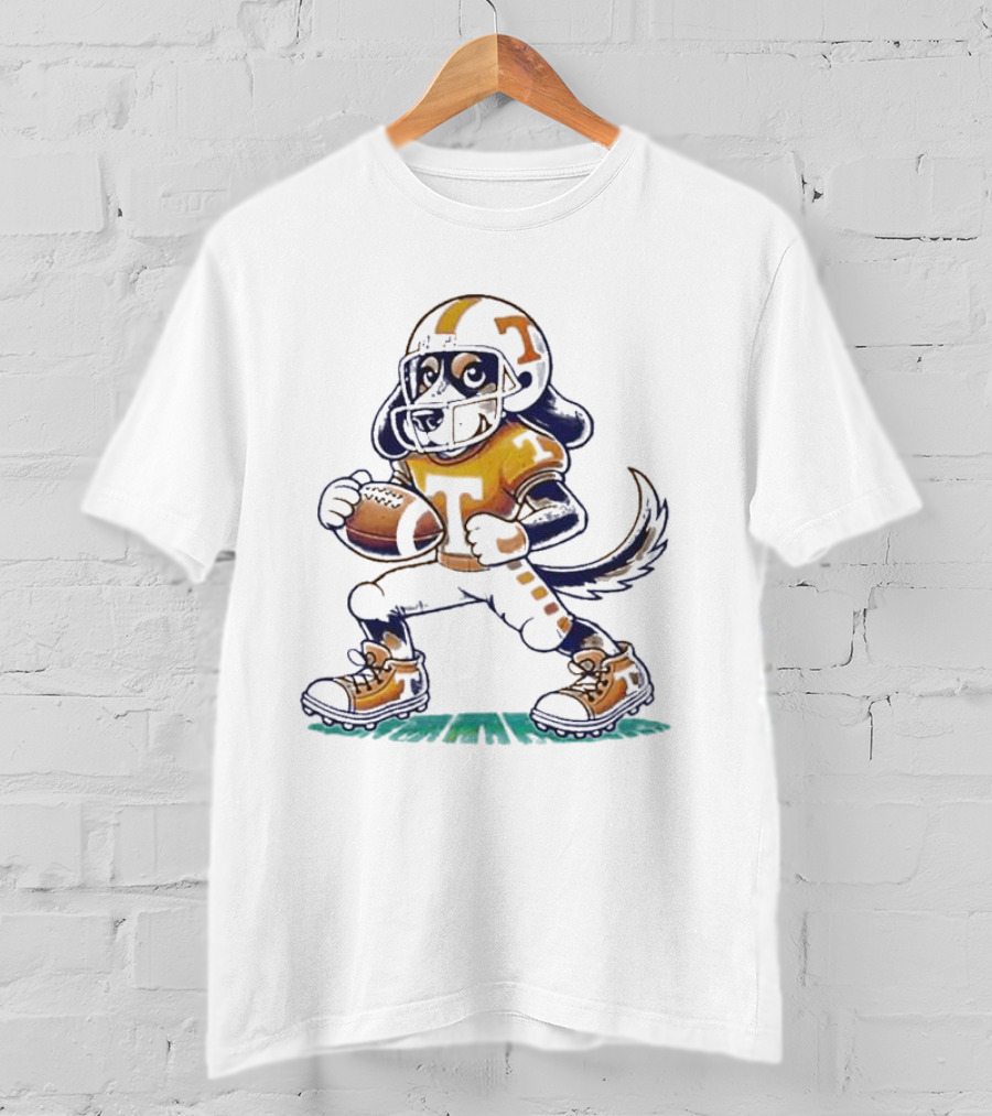 Tennessee Vols Smokey Dog Mascot Football Player T-Shirt