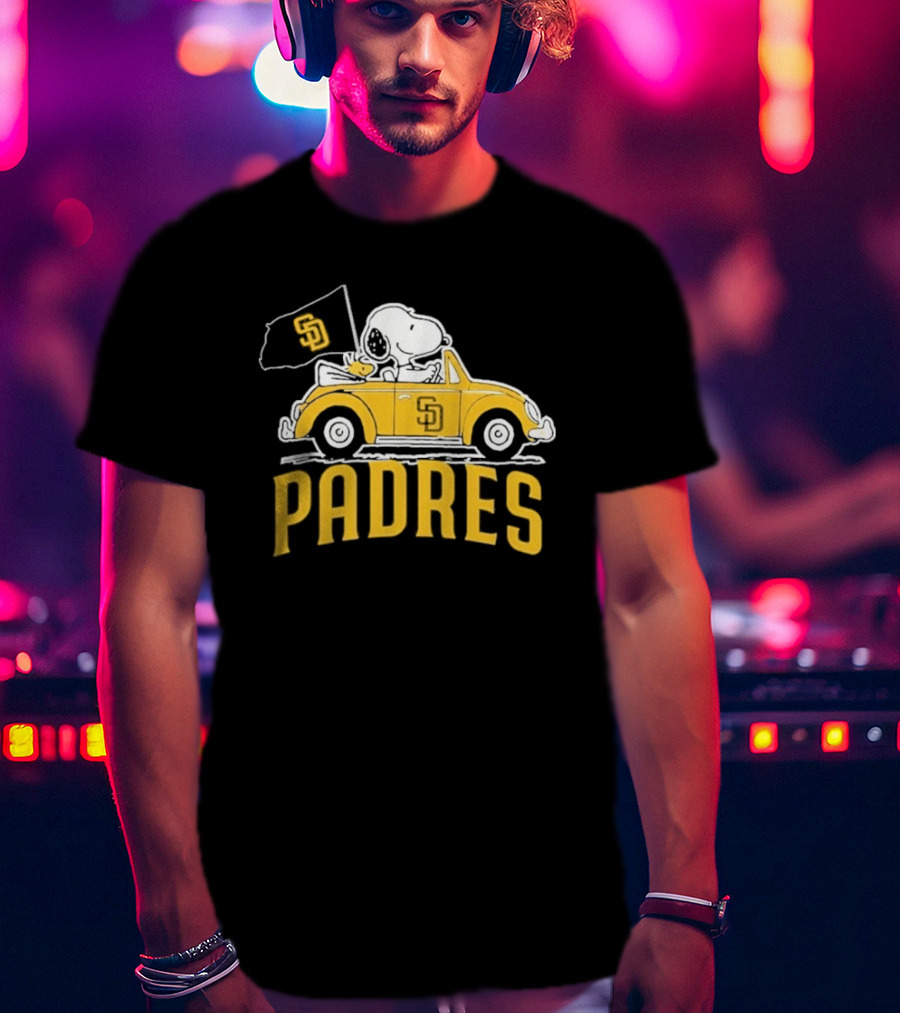 Snoopy San Diego Padres Car Flag Baseball Mascot T-Shirt