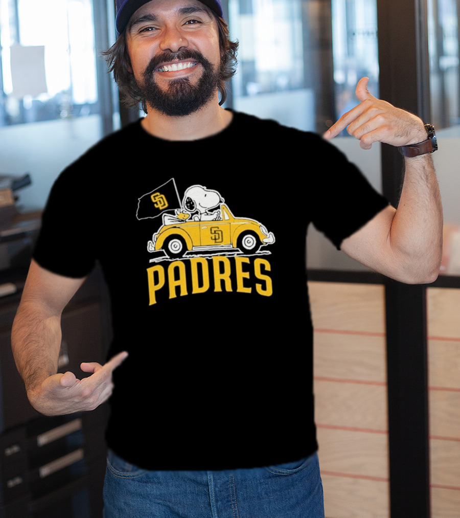 Snoopy San Diego Padres Car Flag Baseball Mascot T-Shirt