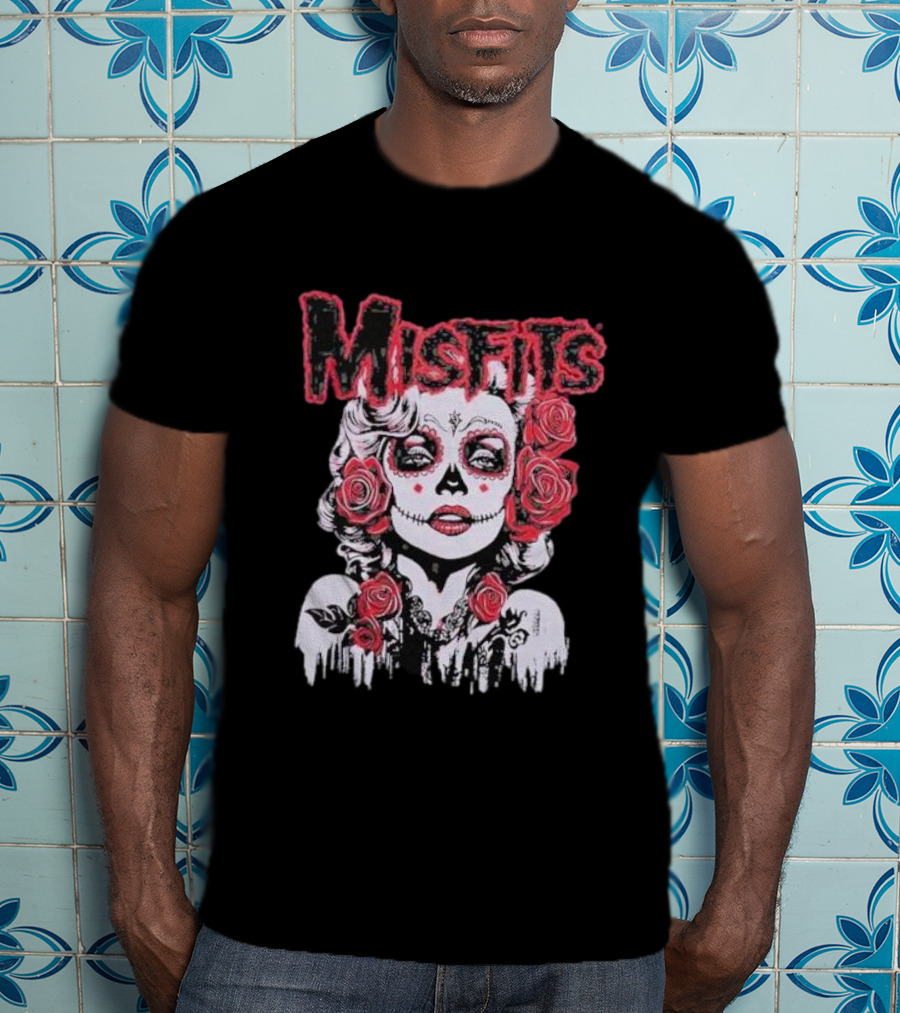 Misfits Dia De Los Muertos Iconic Star With Roses T-Shirt