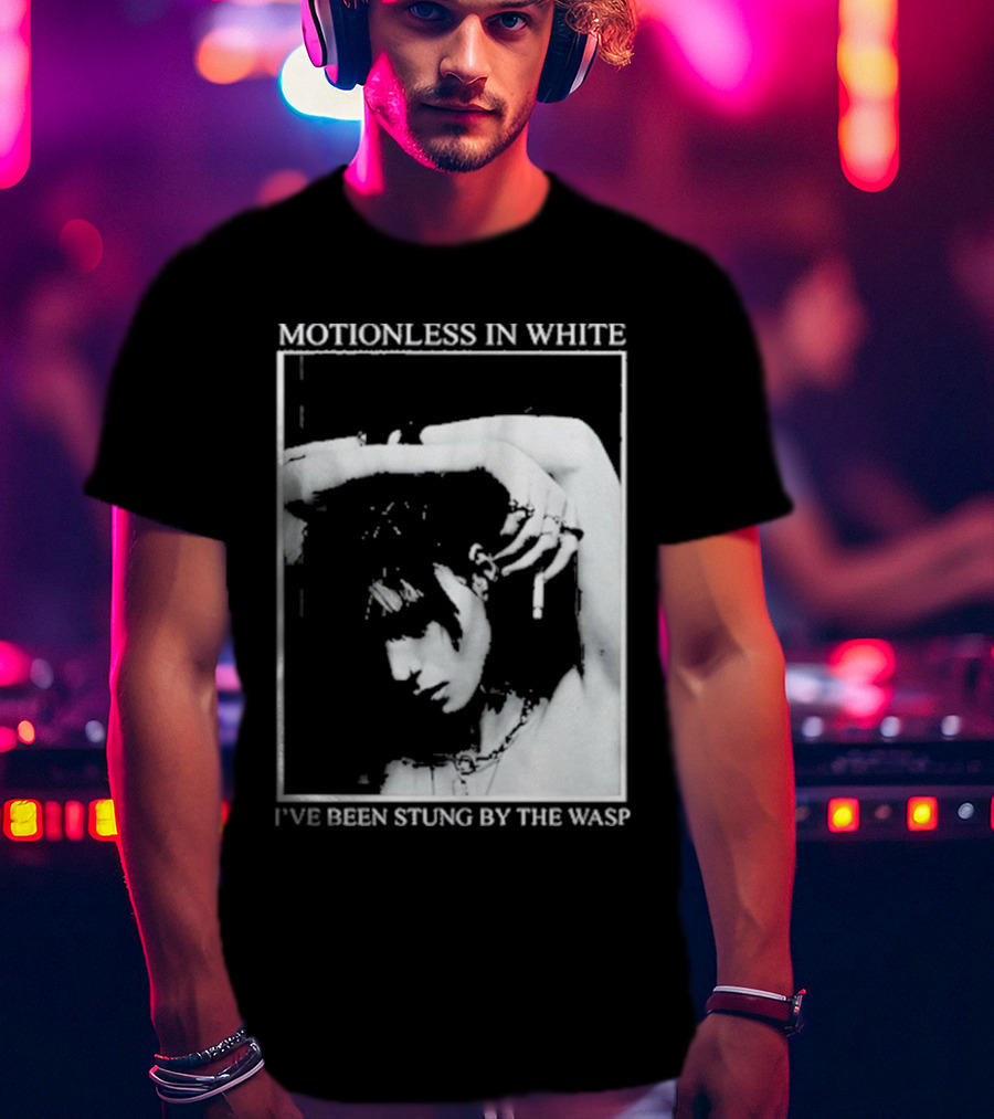 Motionless In White I've Been Stung By The Wasp Monochrome Portrait Image T-Shirt