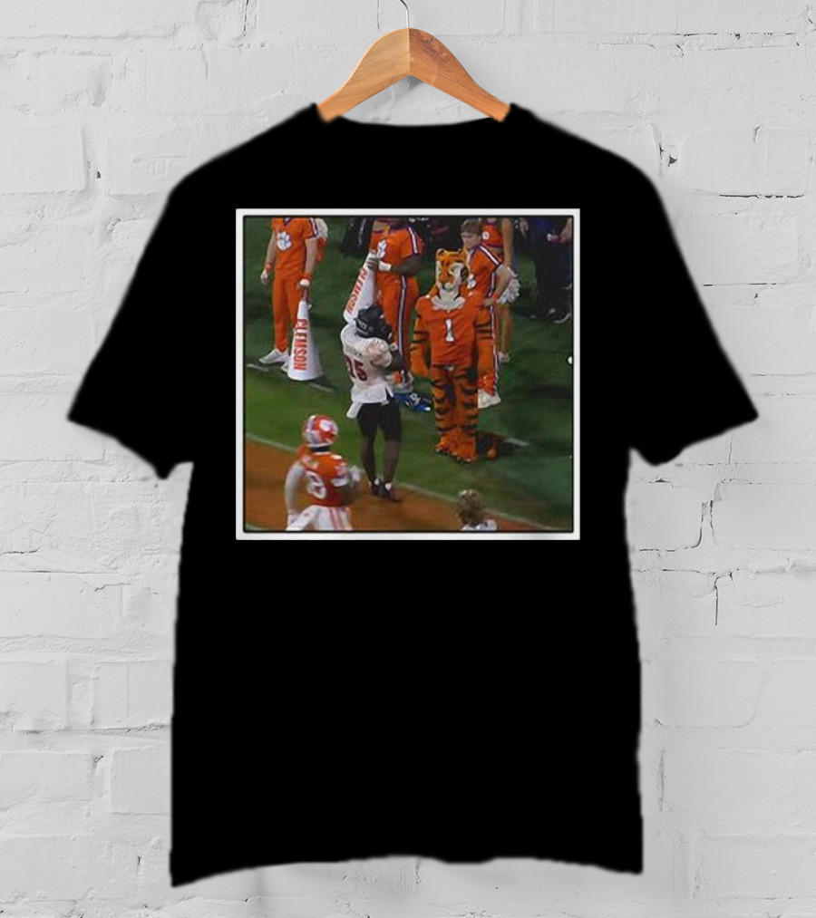Clemson Tigers Mascot And Louisville Cardinals Player On Sideline T-Shirt