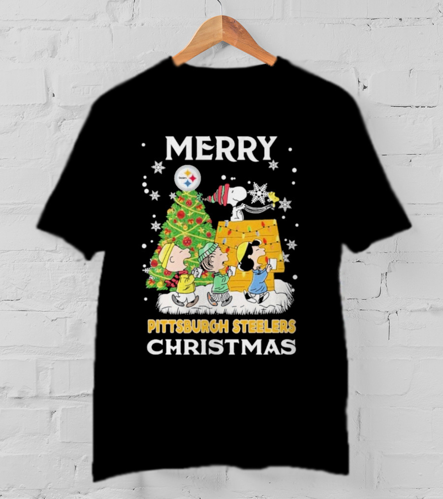 Merry Pittsburgh Steelers Christmas Peanuts Snoopy Holiday T-Shirt