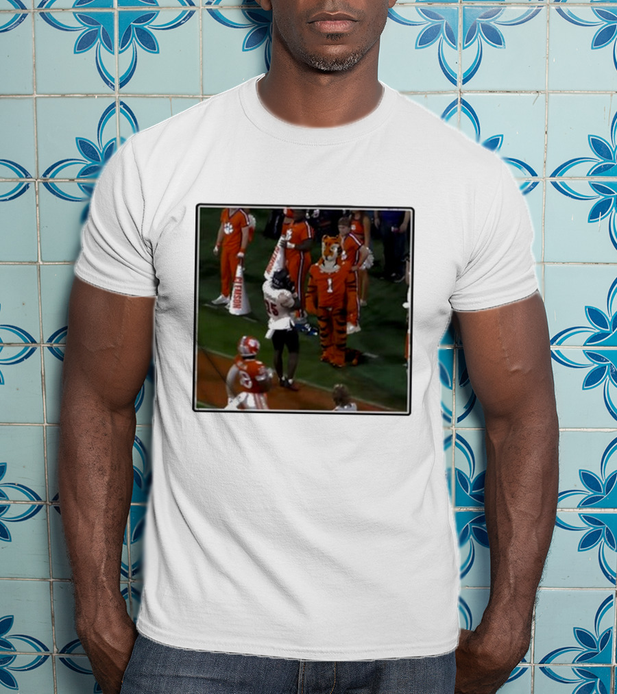 Louisville Victory Dance Night Night Celebration Against Clemson Tiger Mascot T-Shirt