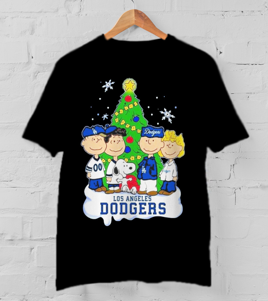 Los Angeles Dodgers Christmas With Snoopy And Peanuts Characters T-Shirt
