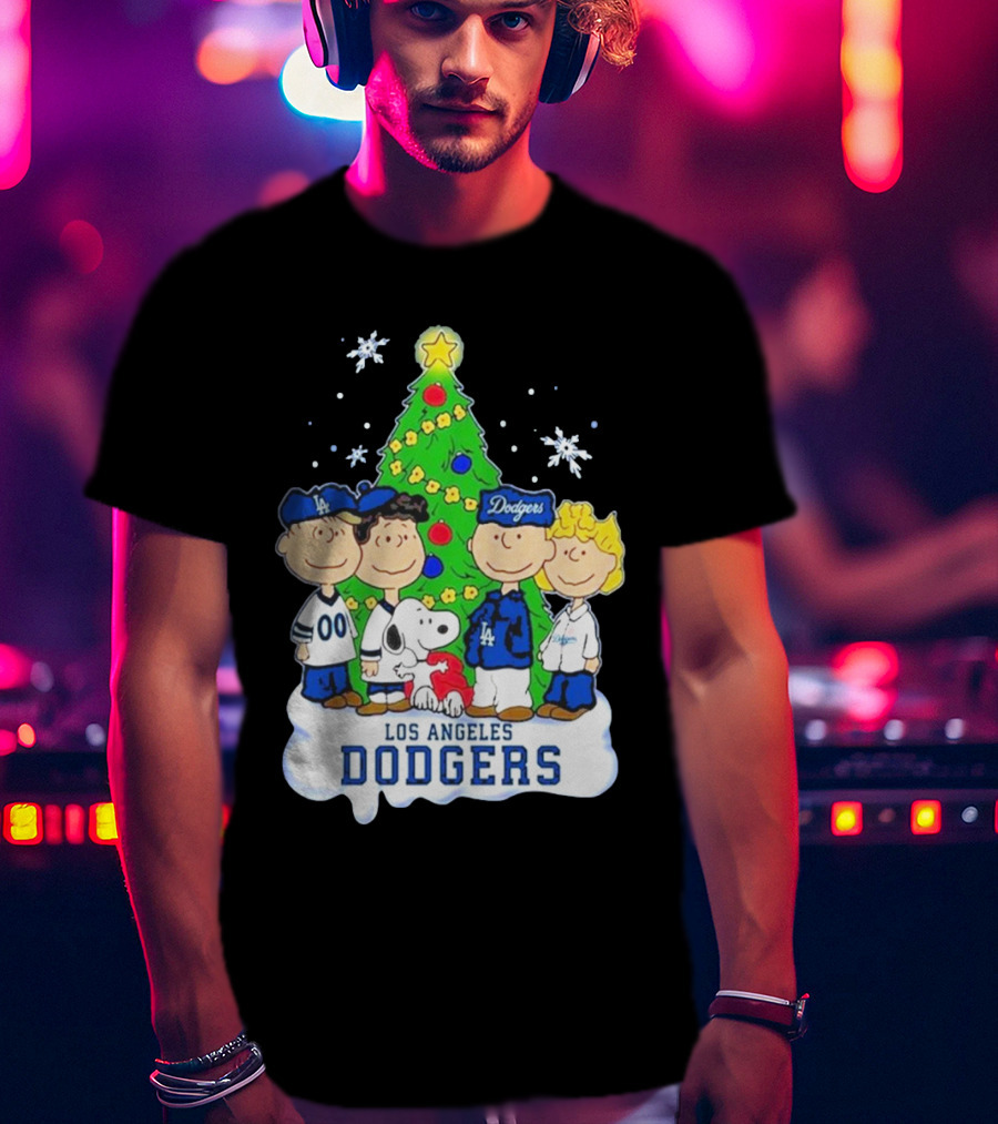 Los Angeles Dodgers Christmas With Snoopy And Peanuts Characters T-Shirt