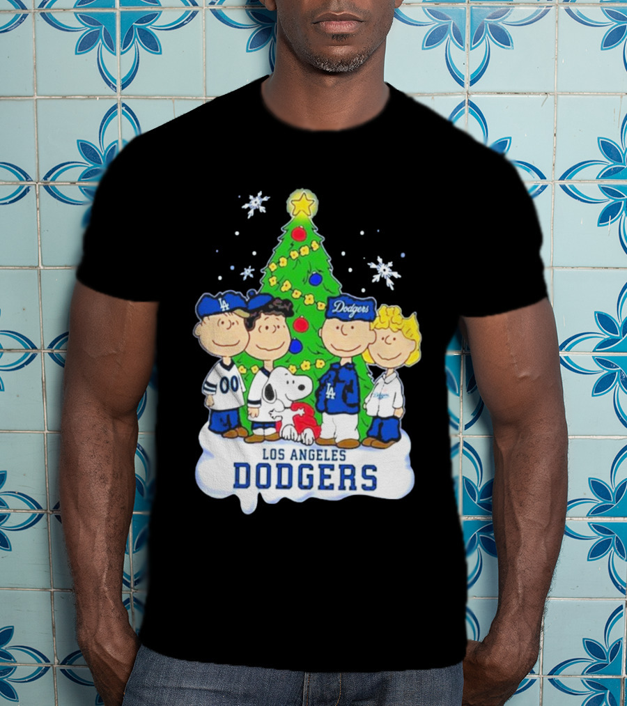 Los Angeles Dodgers Christmas With Snoopy And Peanuts Characters T-Shirt