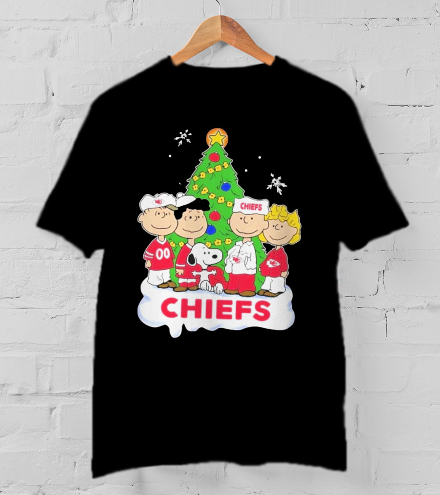 Kansas City Chiefs Snoopy Christmas Peanuts Characters Chiefs NFL Holiday T-Shirt