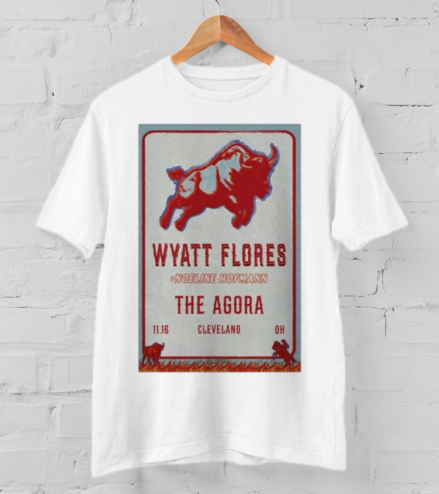 Wyatt Flores And Noeline Hofmann Live At The Agora Cleveland OH November 16 T-Shirt