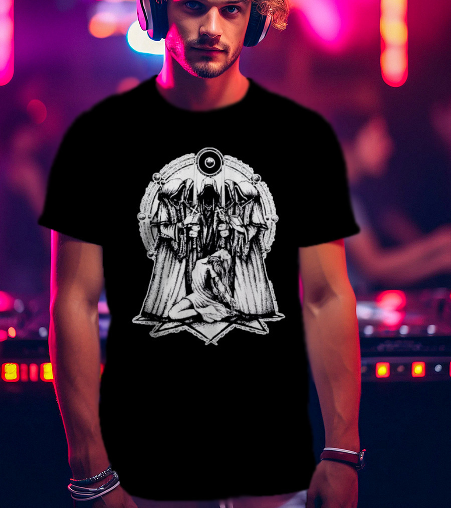 Occult Rituals Pagan Gothic Witchcraft Hooded Figures And Ritual Circle T-Shirt