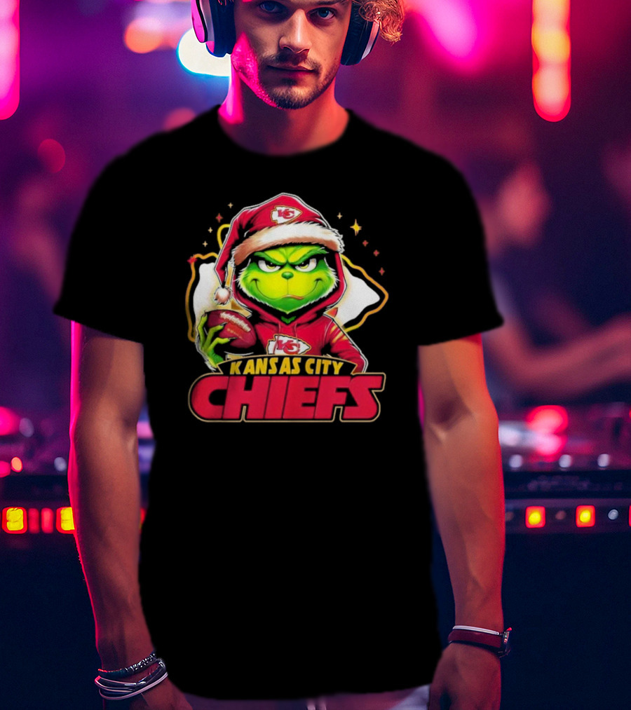 Kansas City Chiefs Grinch Santa Football T-Shirt