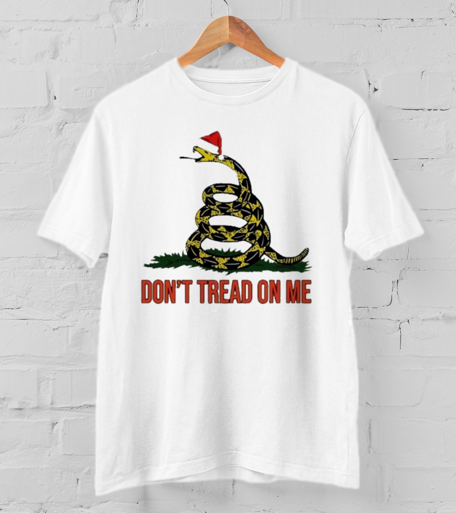 Don’t Tread On Me Christmas Santa Hat Gadsden Flag T-Shirt