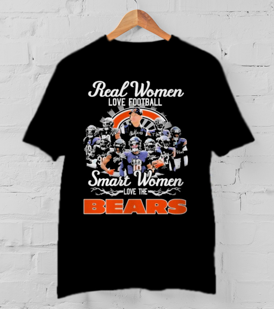 Real Women Love Football Smart Women Love The Bears T-Shirt