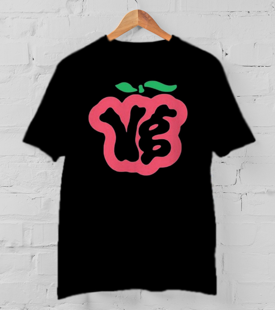 Cherry Studios Ying Yang Apple T-Shirt