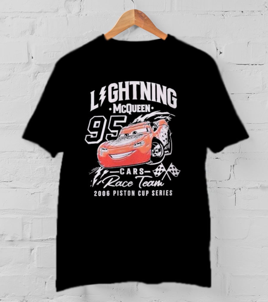 Lightning McQueen 95 Cars Race Team 2006 Piston Cup Series T-Shirt