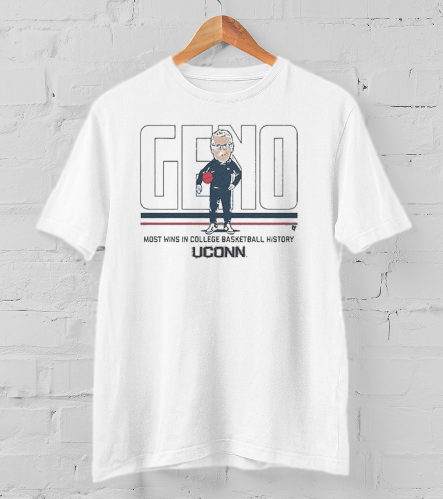 UConn Basketball Geno Auriemma Most Wins In College Basketball History T-Shirt