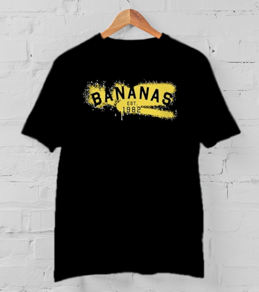 Bananas Est 1982 Vintage Graffiti Style Yellow Brushstroke T-Shirt