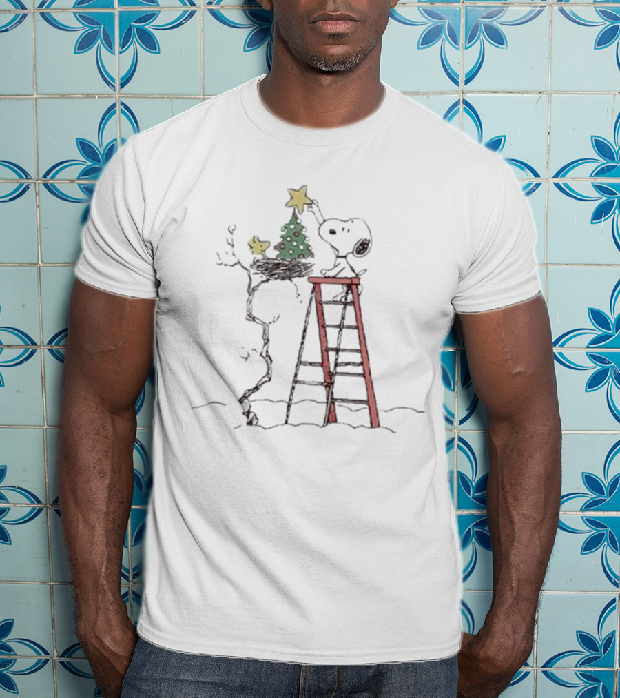 Snoopy Christmas Tree Topper Peanuts Holiday Scene T-Shirt