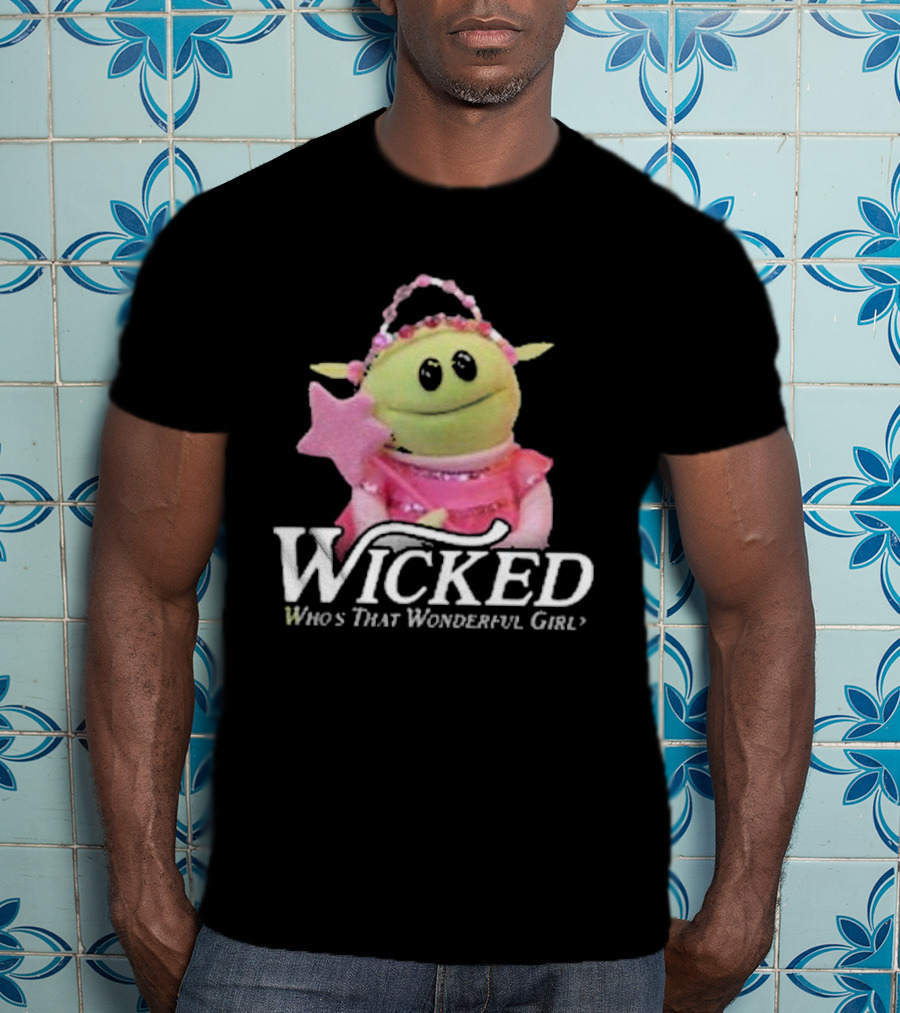 Wicked Who's That Wonderful Girl Alien Princess In Pink T-Shirt