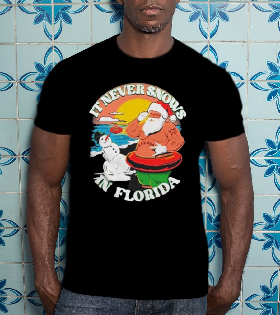 New Found Glory Santa Sunbathing It Never Snows In Florida T-Shirt