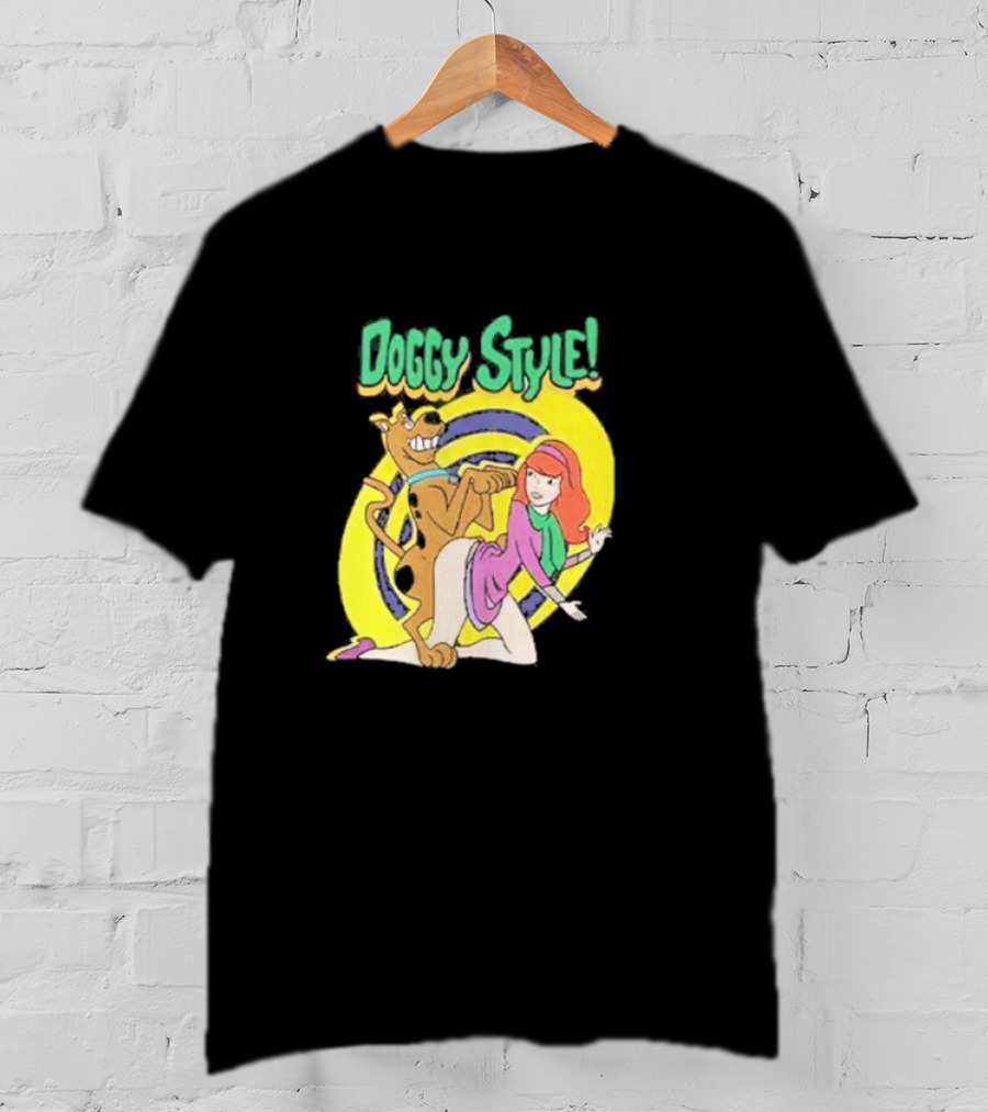 Scooby-Doo Doggy Style Daphne T-Shirt