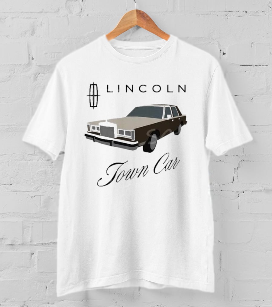 Lincoln Town Car Vintage Sedan Icon T-Shirt