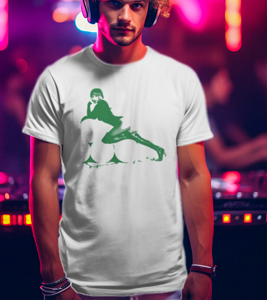 1Wish Ava Max Christmas Iconic Green Festive T-Shirt